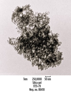 Fig. 1. Silica gel structure under scanning electron microscope.