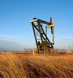 U.S. shale drill surrounded by wheat field
