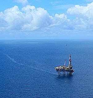 oil platform offshore Mexico