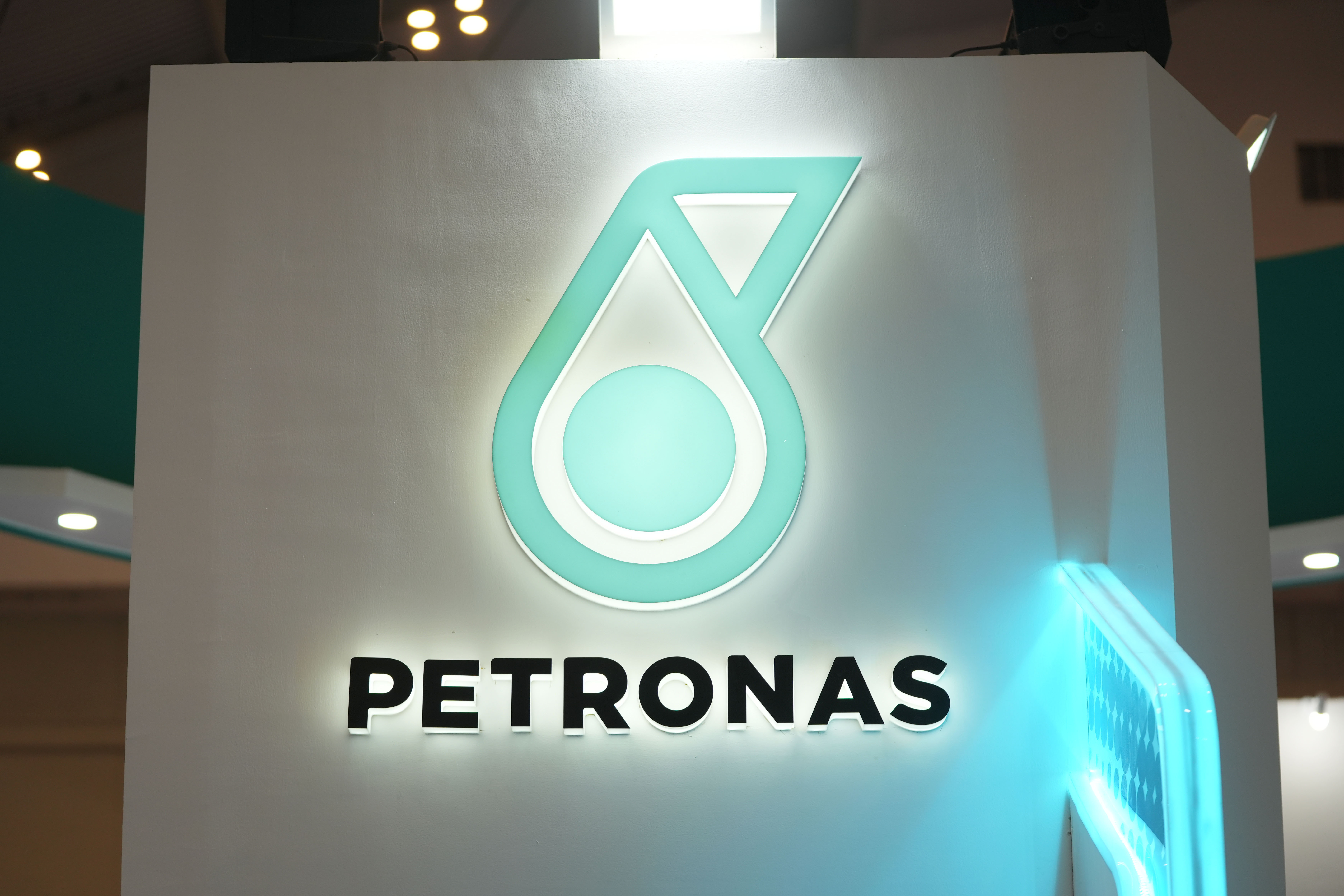 PETRONAS sues South Sudan for blocking sale of oil and gas assets worth .25 billion